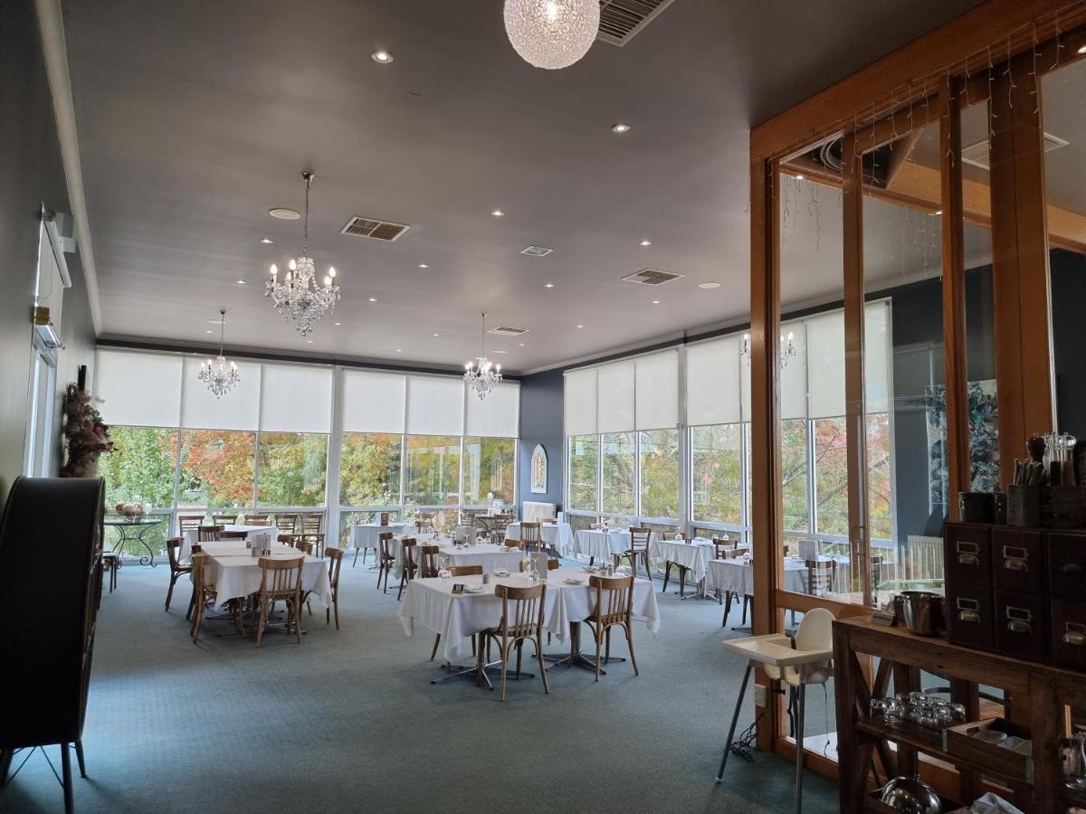 Tumbarumba Motel & Elms Restaurant Esterno foto