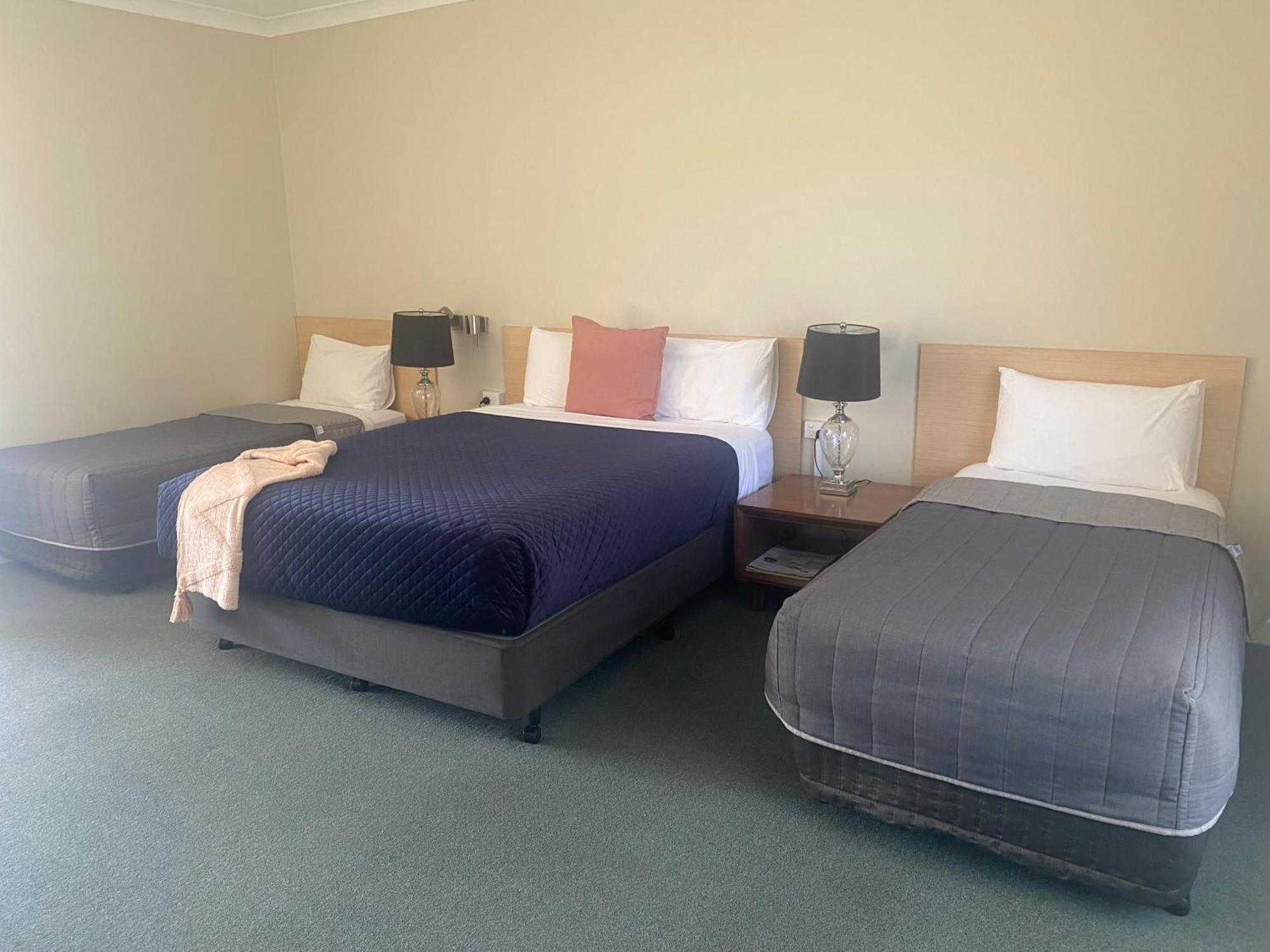 Tumbarumba Motel & Elms Restaurant Esterno foto