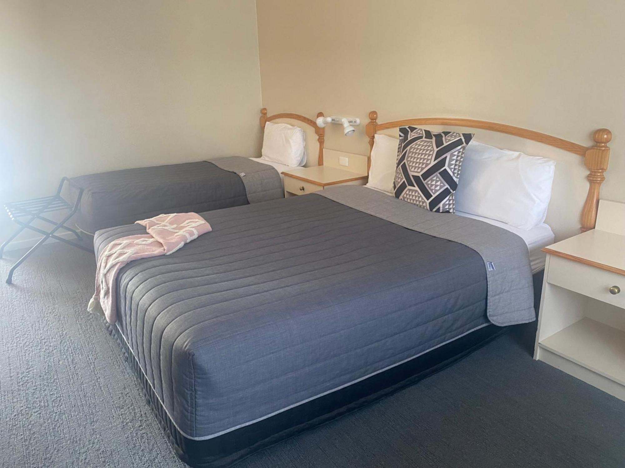 Tumbarumba Motel & Elms Restaurant Esterno foto