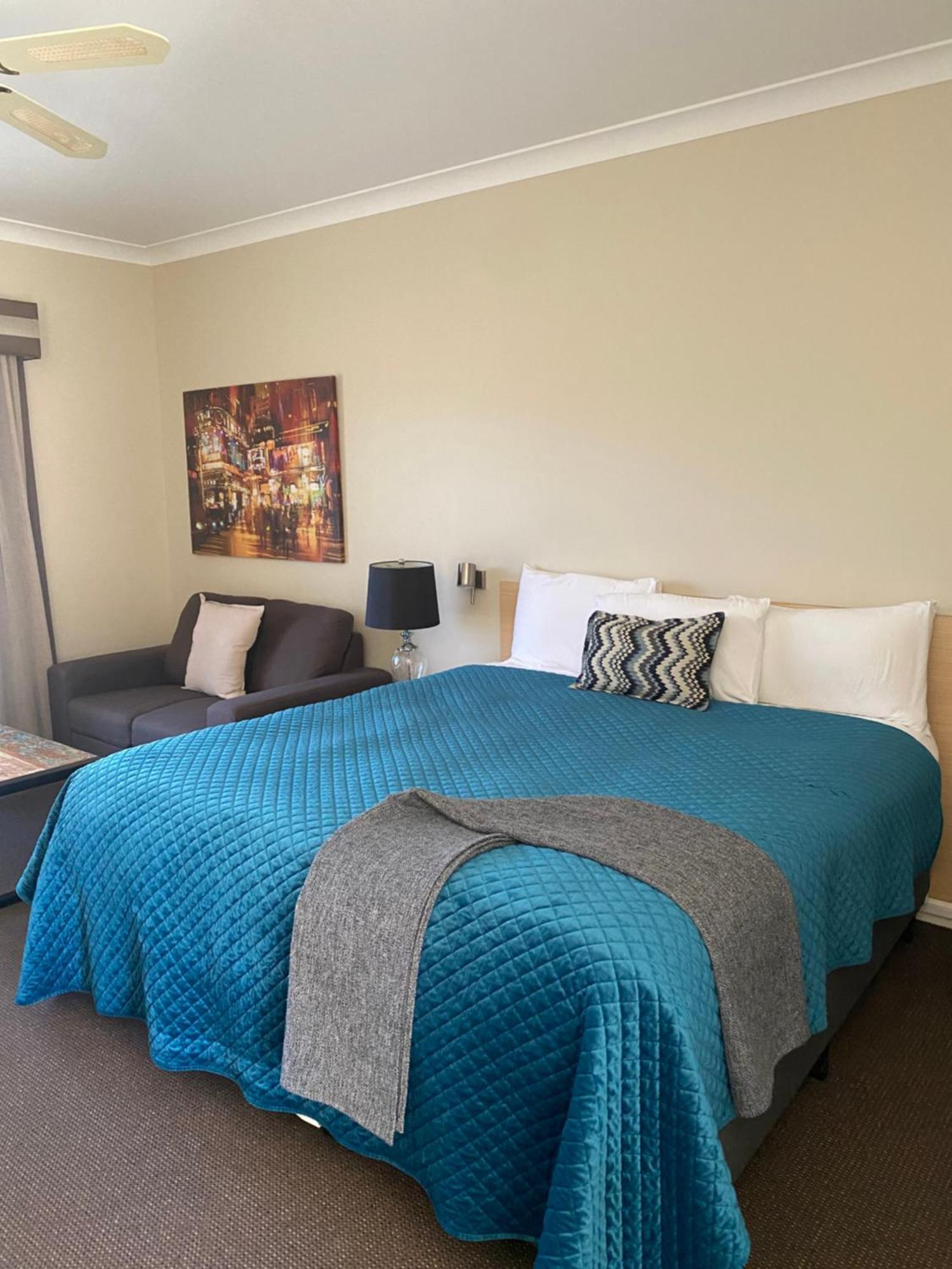 Tumbarumba Motel & Elms Restaurant Esterno foto
