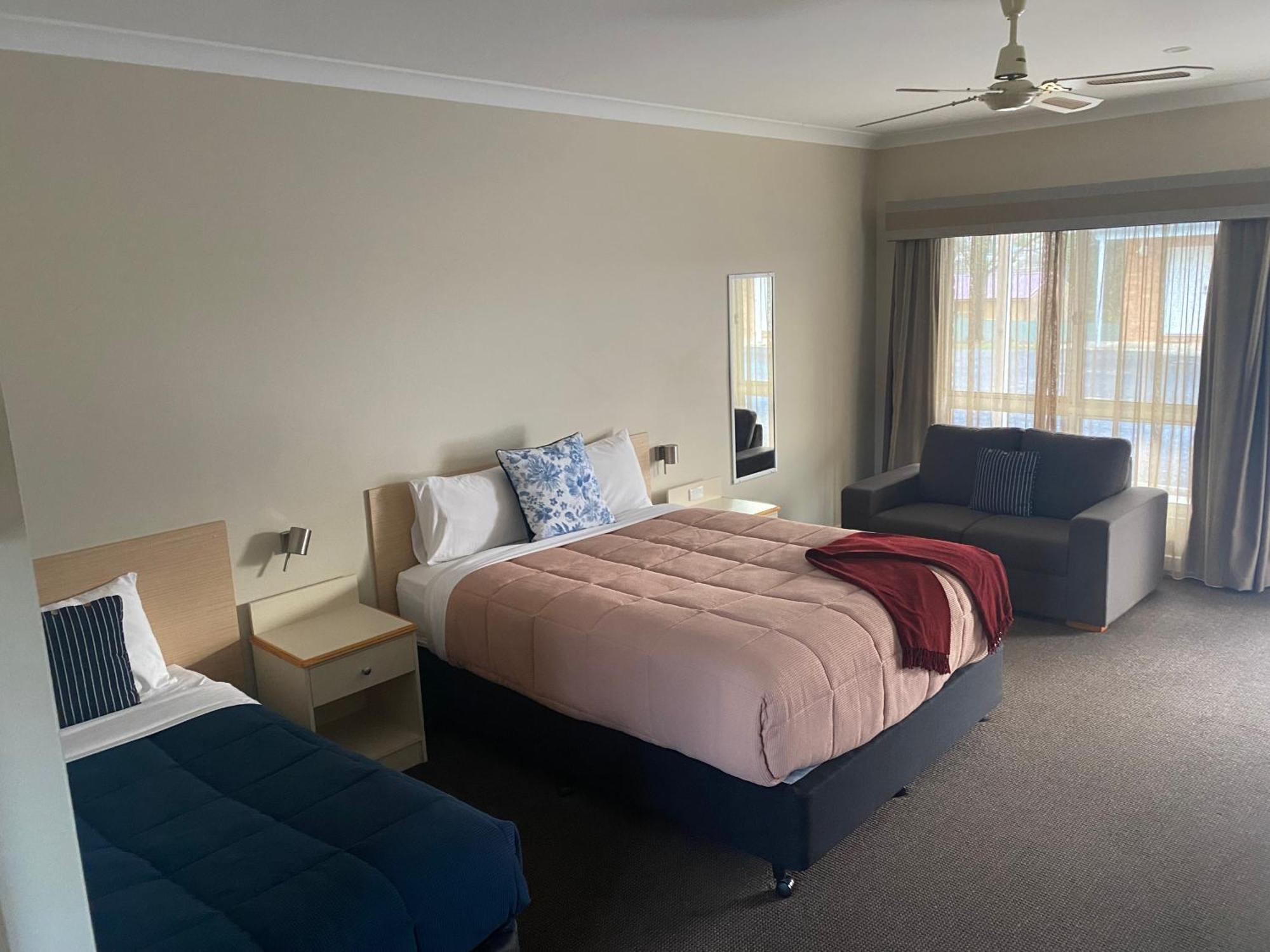 Tumbarumba Motel & Elms Restaurant Esterno foto
